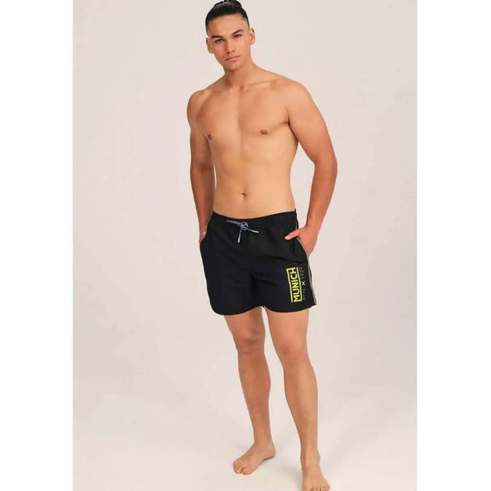 Hombre MUNICH Bañadores Y Toallas<BAÑADOR HOMBRE LARGO NEGRO