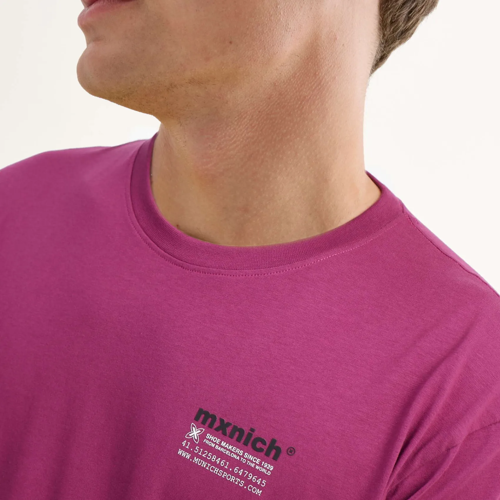 Hombre MUNICH Camisetas<Camiseta ollie streetwear hombre de algodón orgánico fucsia
