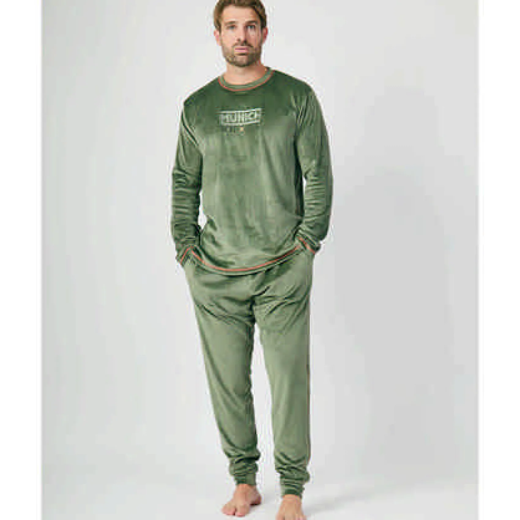 Hombre MUNICH Pijamas<Pijama hombre dos piezas de terciopelo verde.